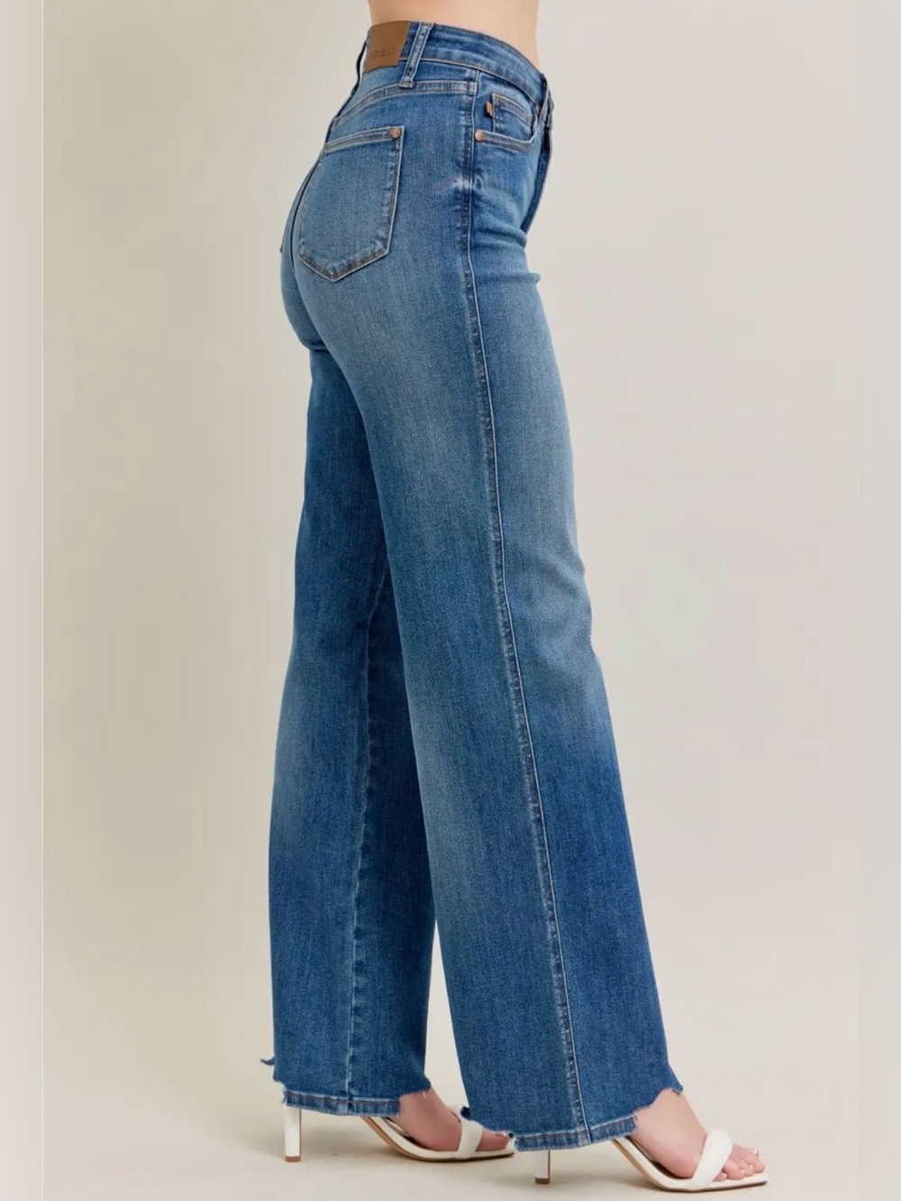 NWT Judy Blue Rebel Tummy Control Wide Leg Jeans with Chew Hem - Picture 2 of 6